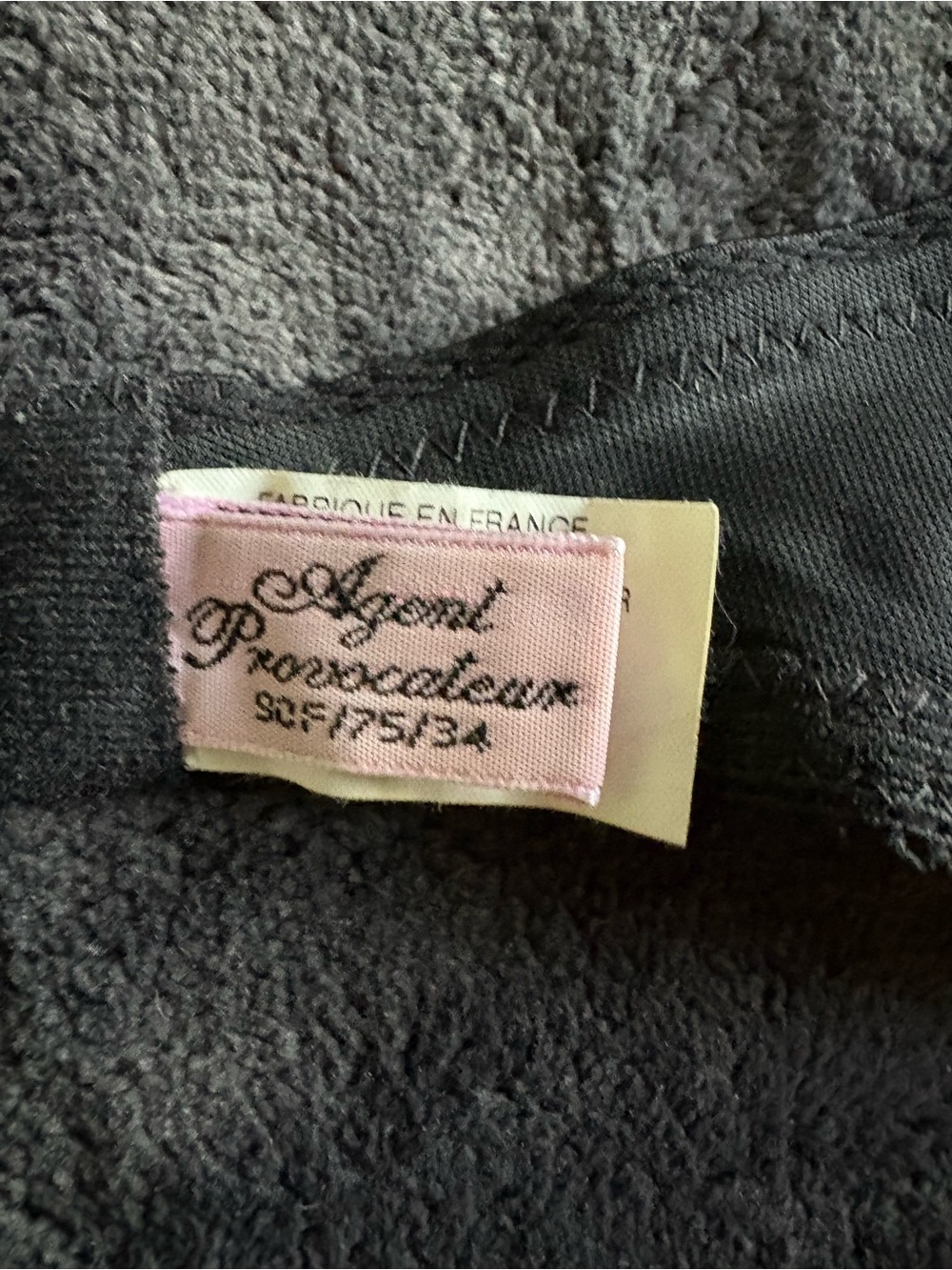 Agent Provocateur Black Lace and Blush Satin Underwire Bra - Picture 3 of 3